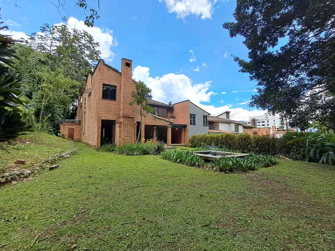 Arriendo casa san lucas