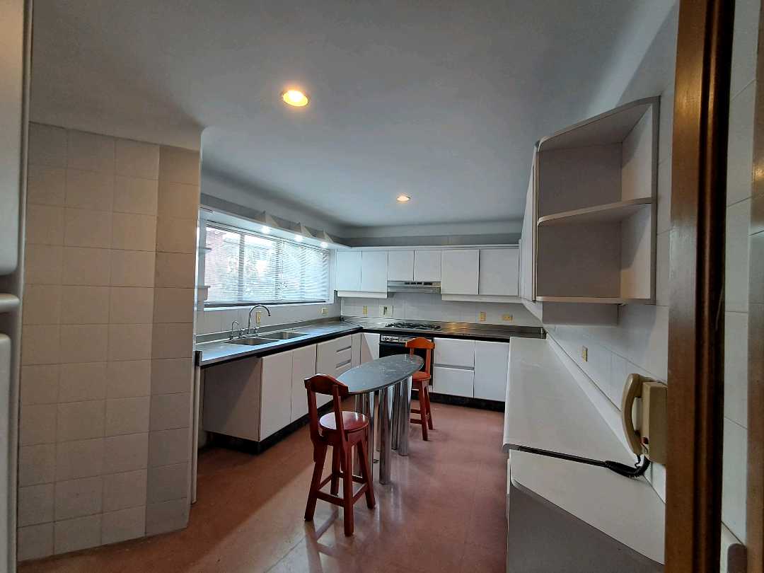 Arriendo casa san lucas