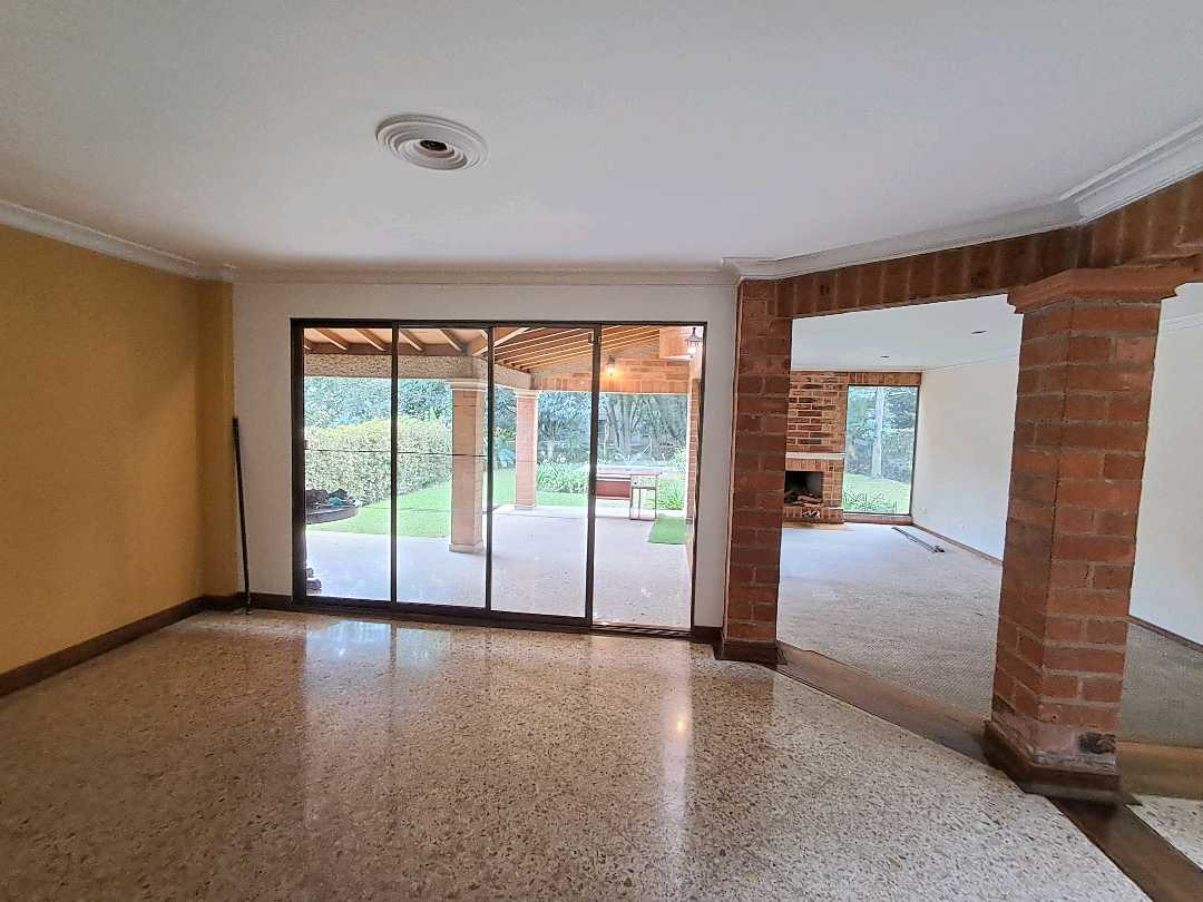 Arriendo casa san lucas