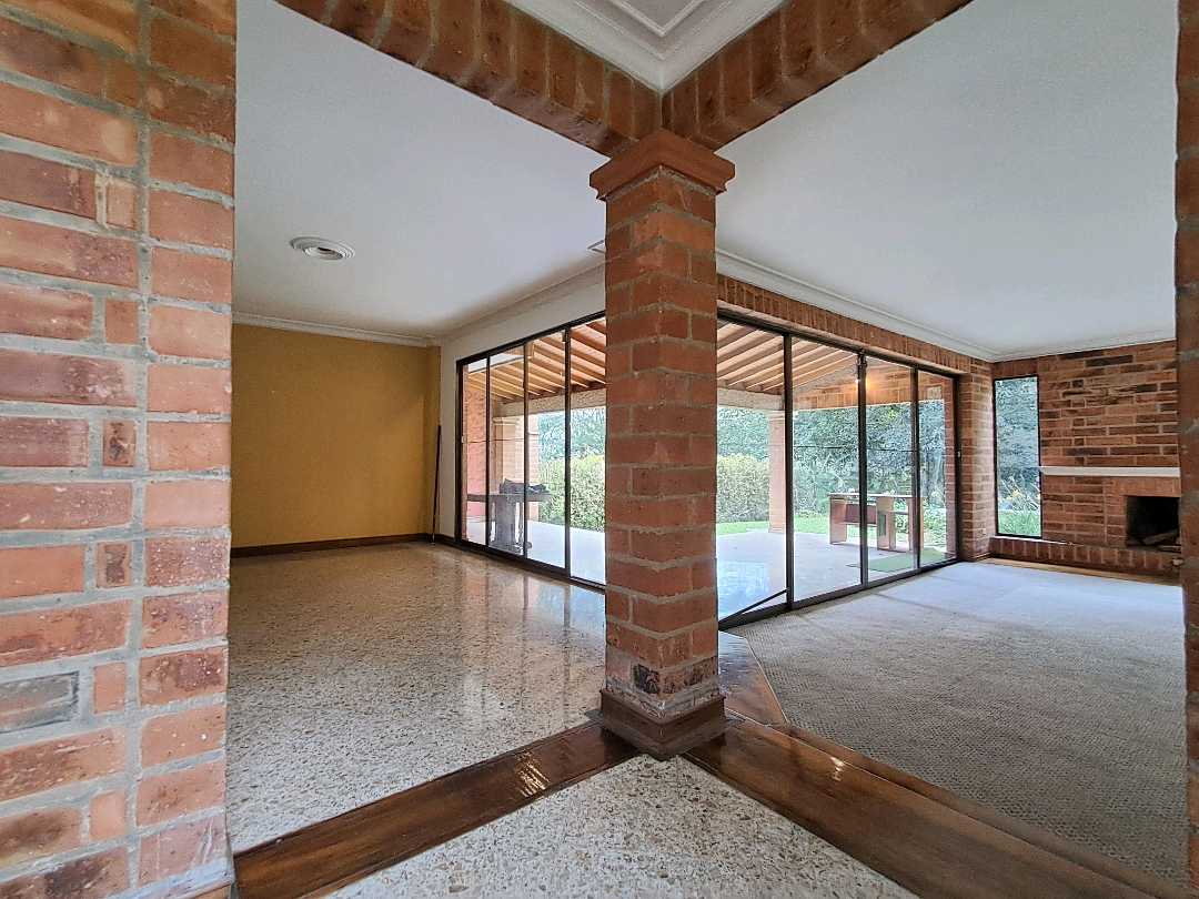 Arriendo casa san lucas