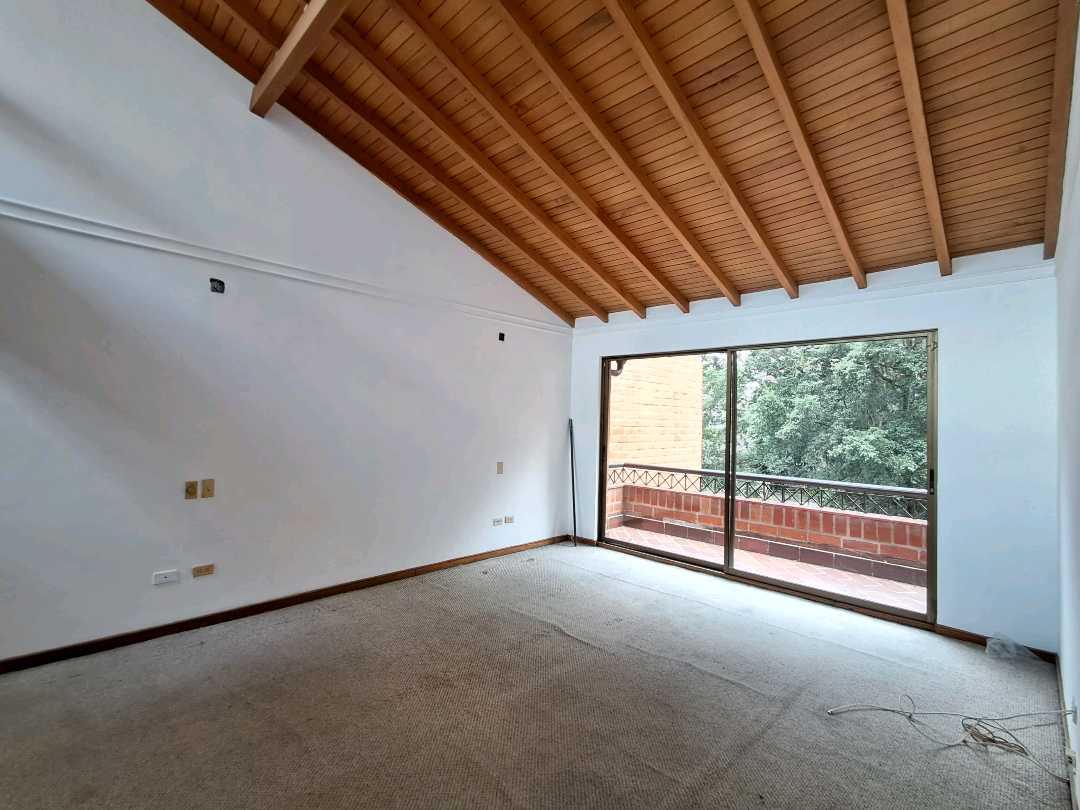 Arriendo casa san lucas
