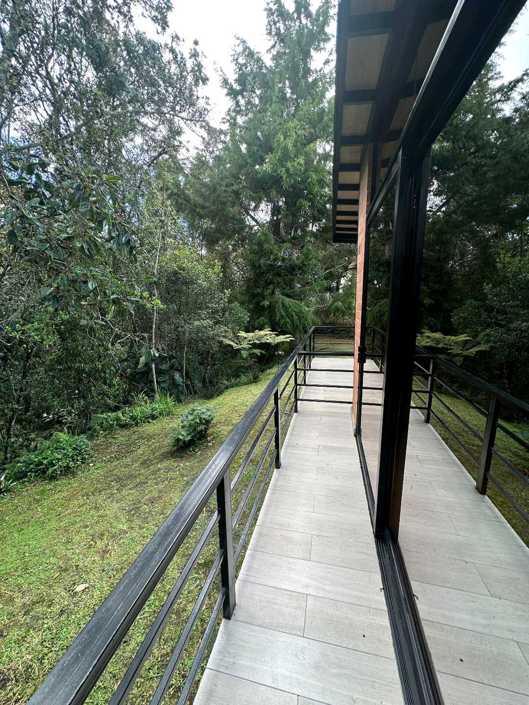 Arriendo casa santa elena