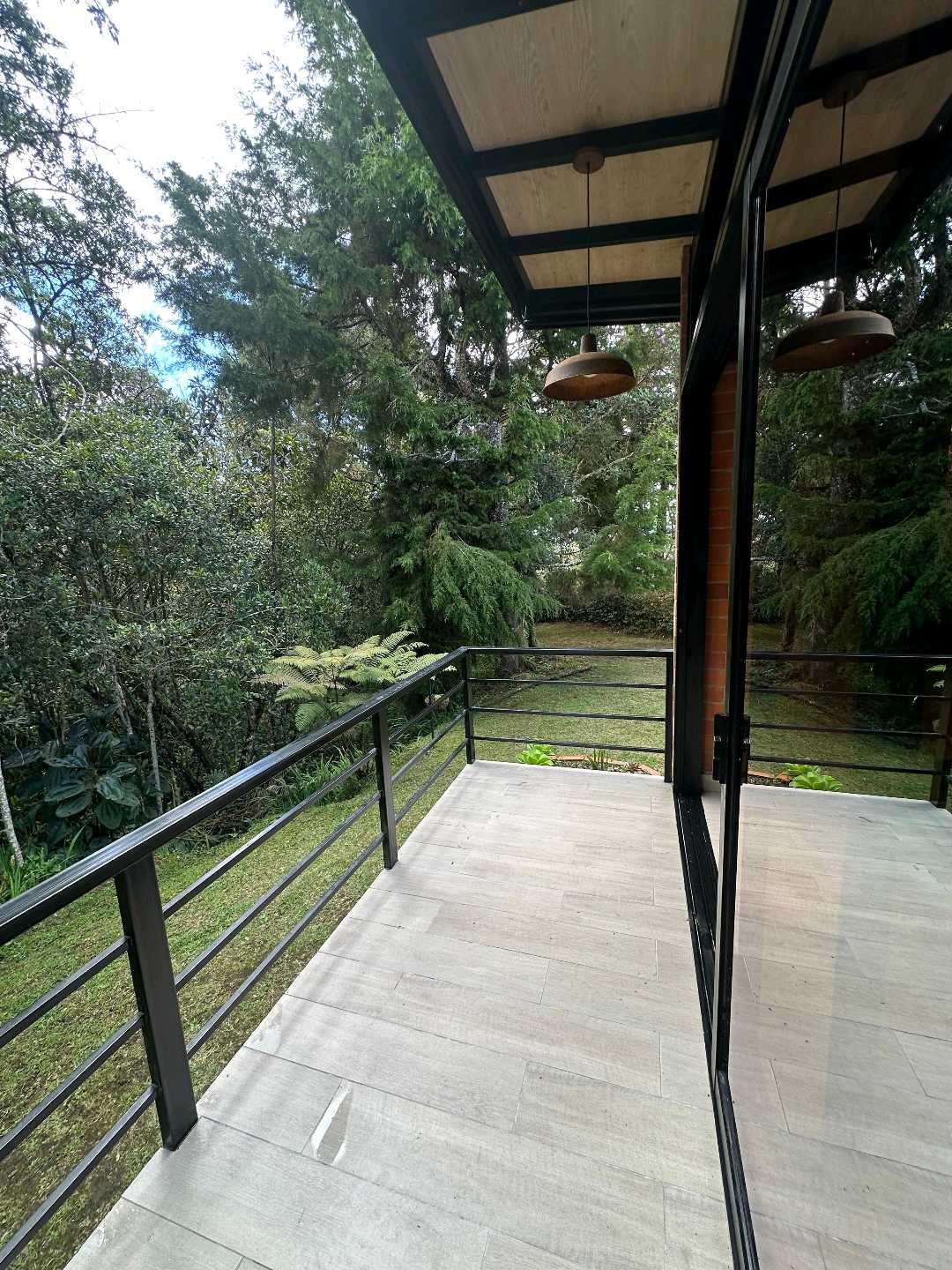 Arriendo casa santa elena