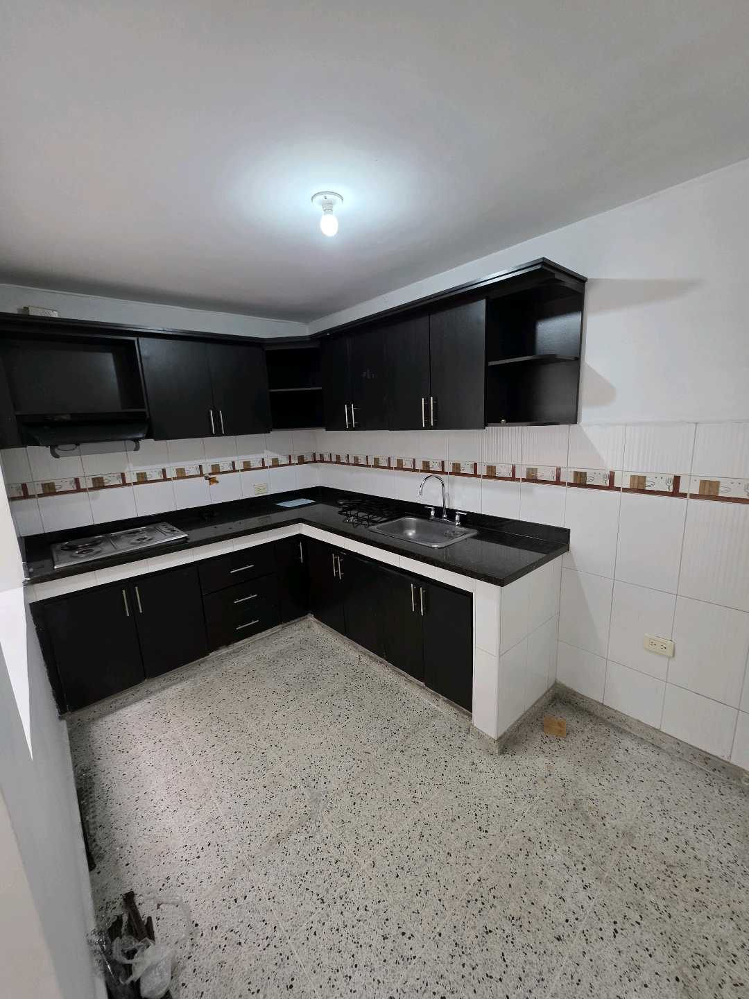 Arriendo casa simon bolivar