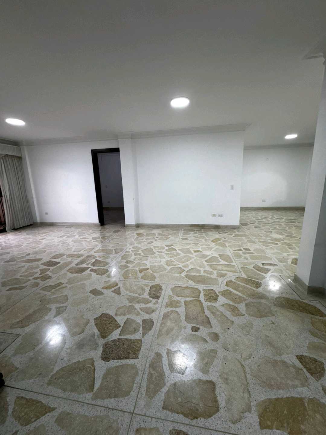 Arriendo casa simon bolivar
