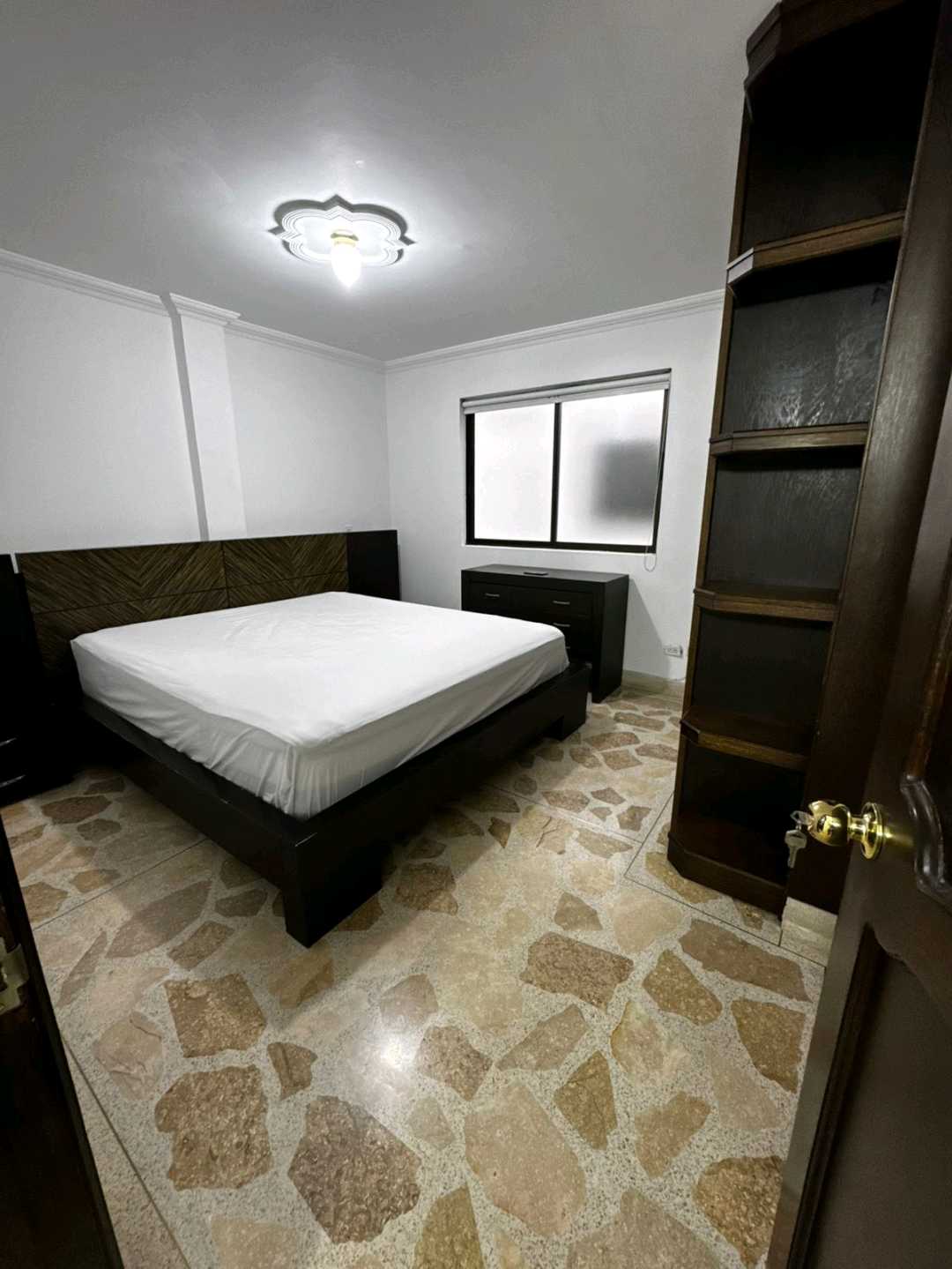 Arriendo casa simon bolivar
