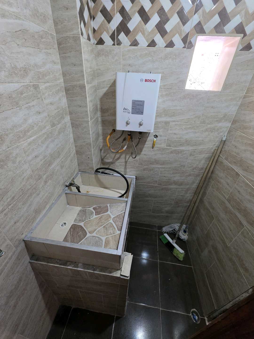 Arriendo casa simon bolívar