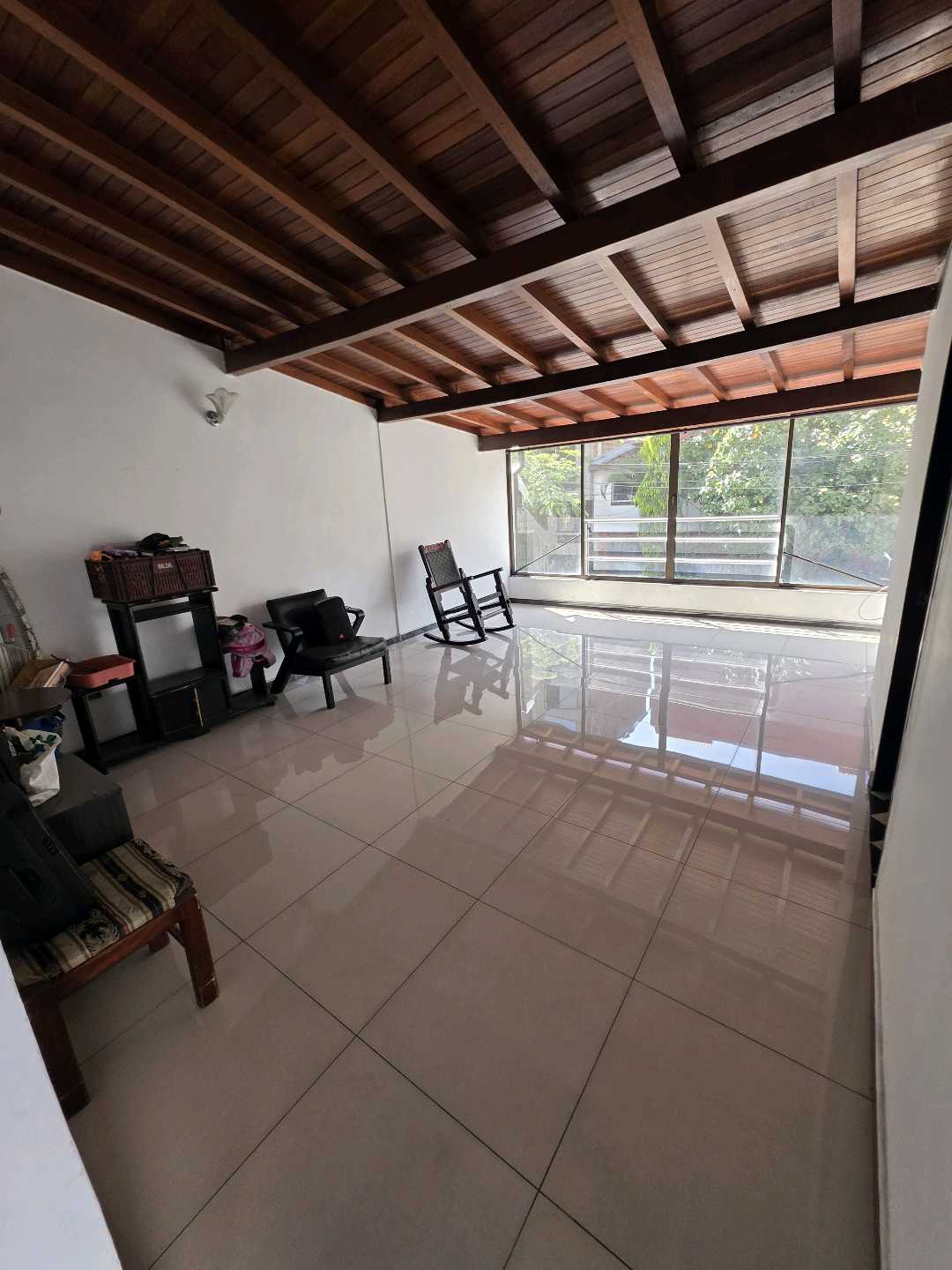 Arriendo casa SURAMERICANA