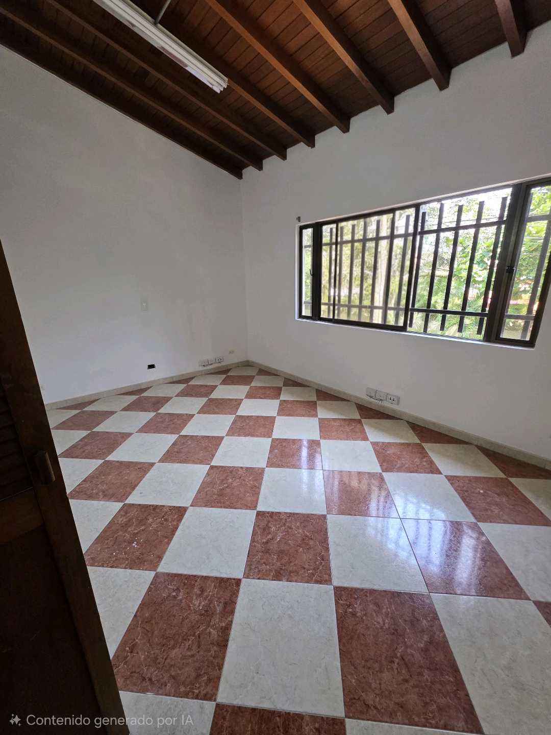 Arriendo casa velodromo