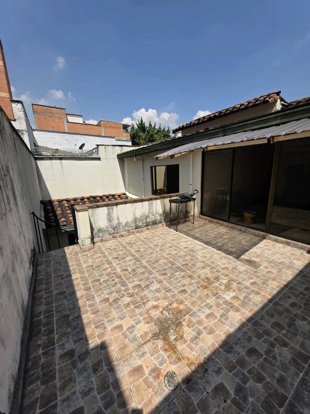 Arriendo casa velodromo