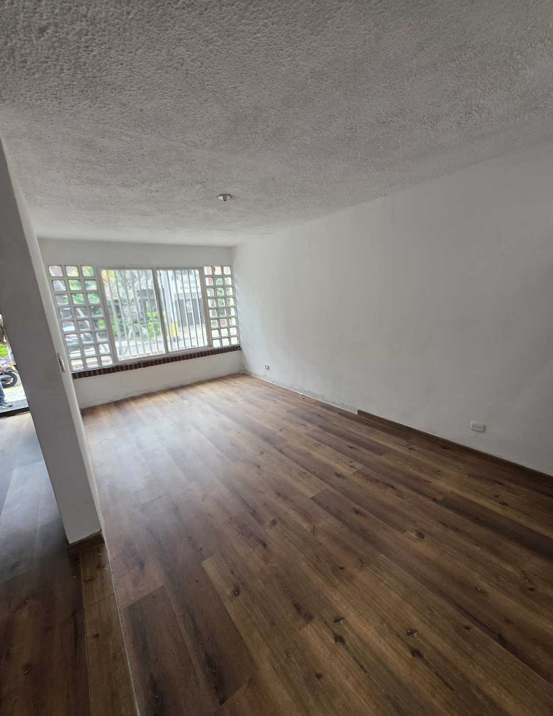 Arriendo casa velodromo