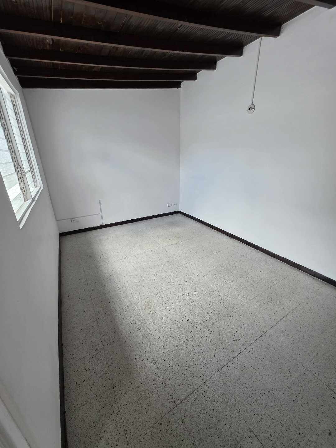 Arriendo casa velodromo