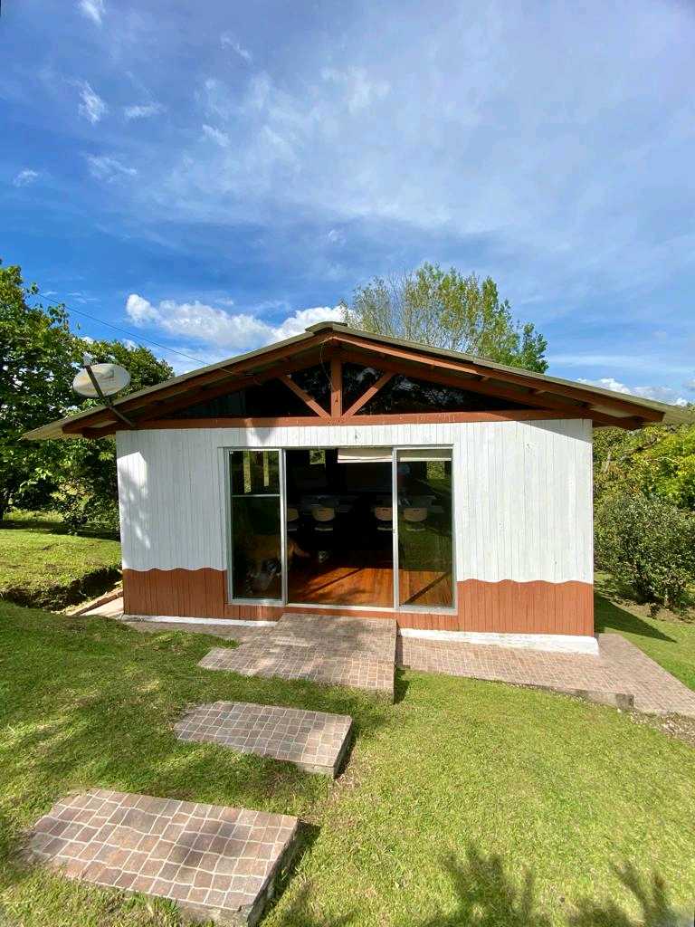 Arriendo finca en llano grande