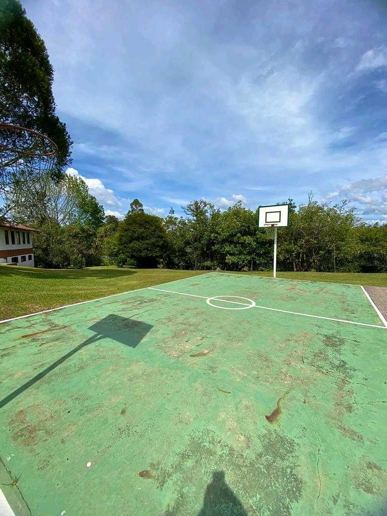 Arriendo finca en llano grande