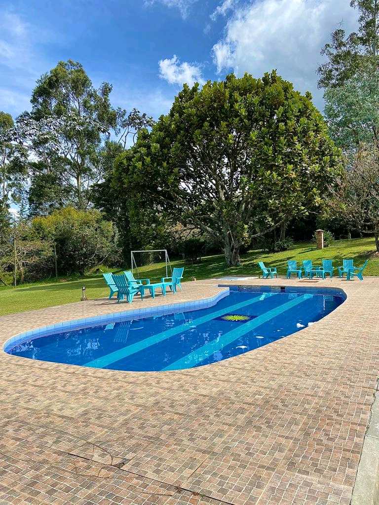 Arriendo finca en llano grande