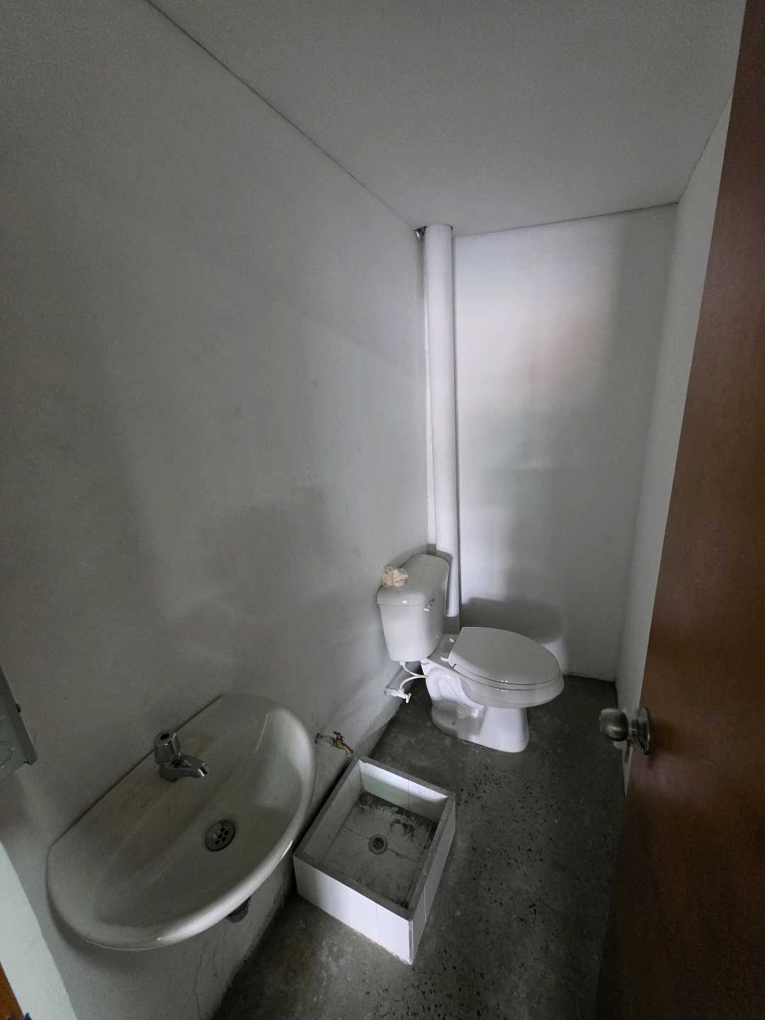 Arriendo local buenos aires