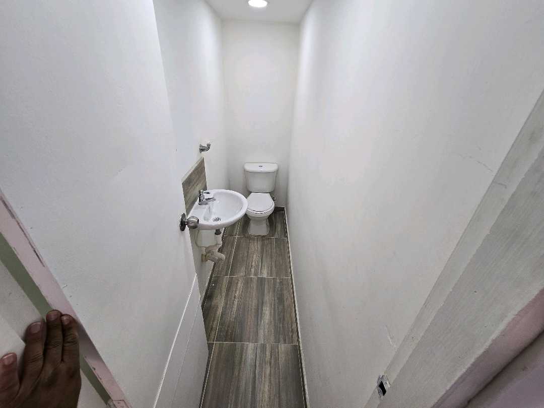 Arriendo local calasanz