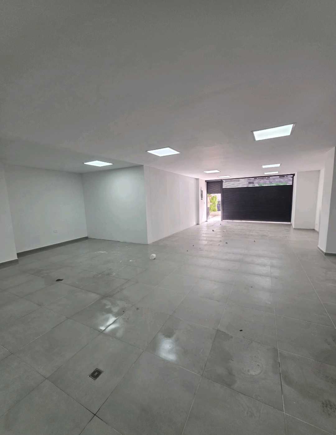 Arriendo local calasanz
