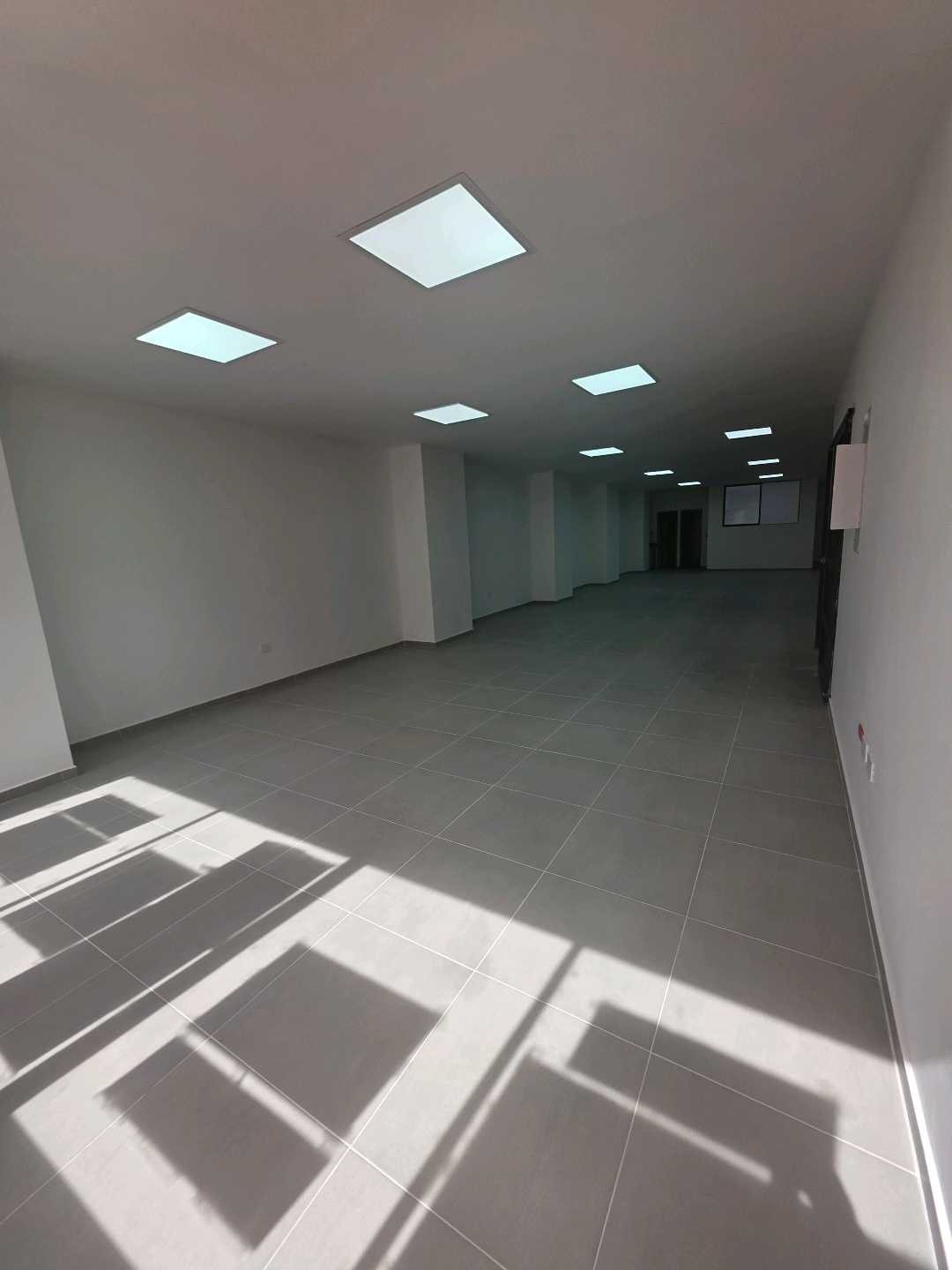 Arriendo local calasanz