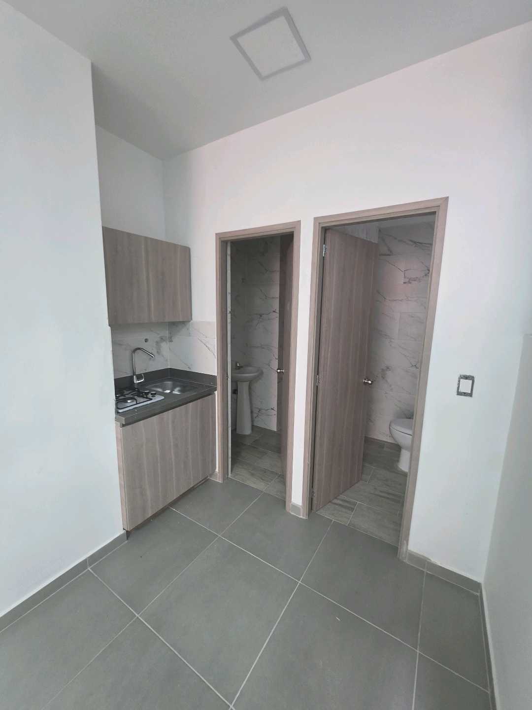 Arriendo local calasanz