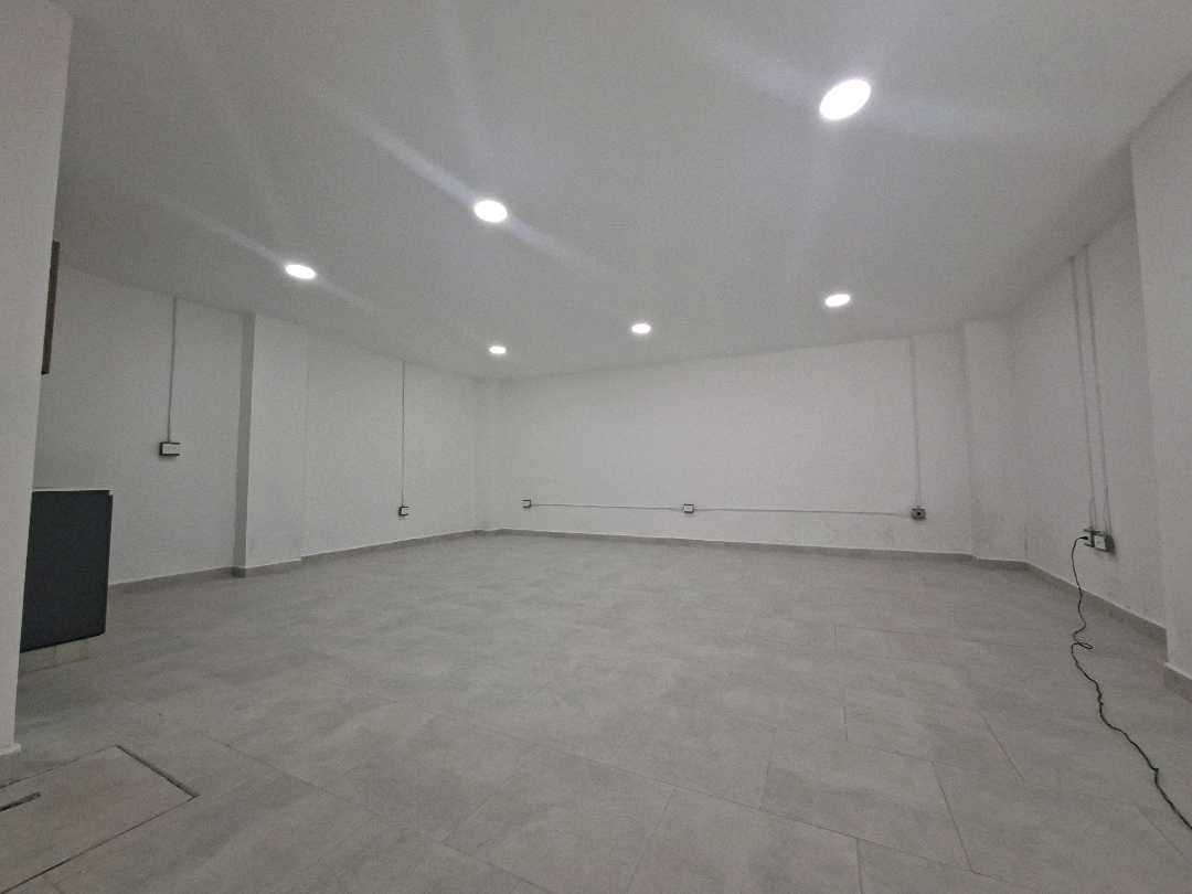 Arriendo local comercial Envigado la paz