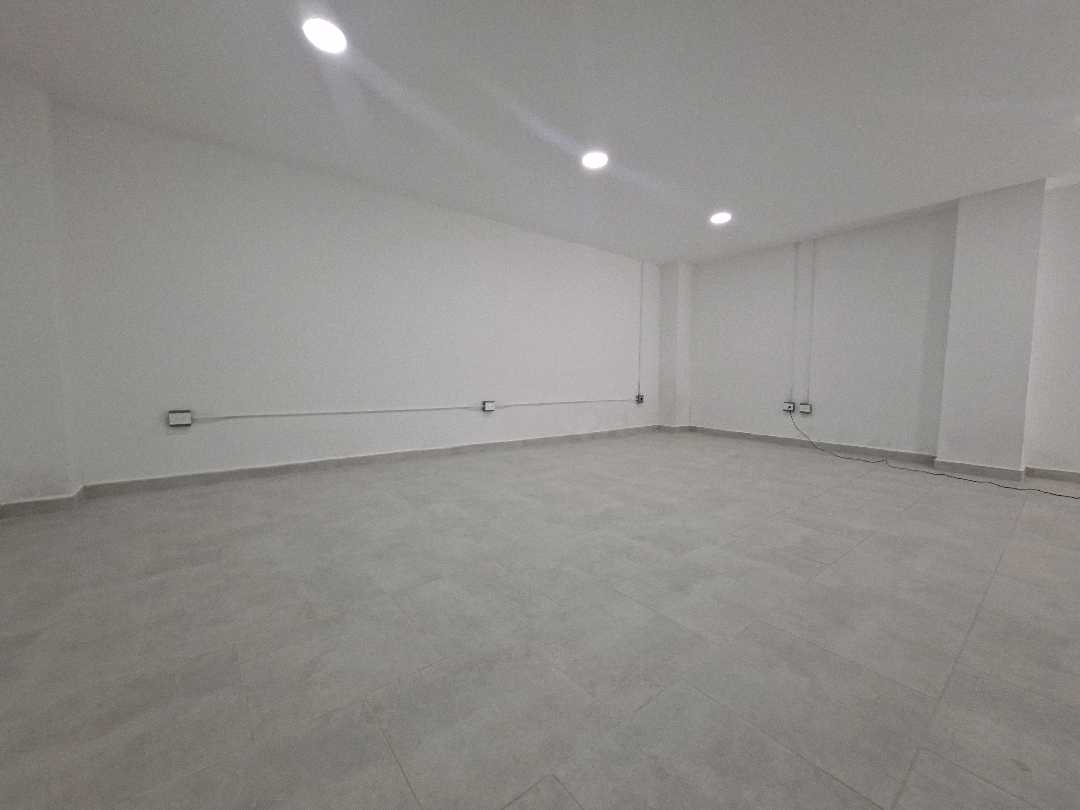 Arriendo local comercial Envigado la paz