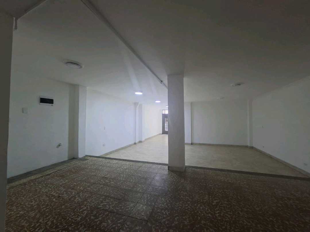 Arriendo local comercial Envigado cerca al parque 160mts
