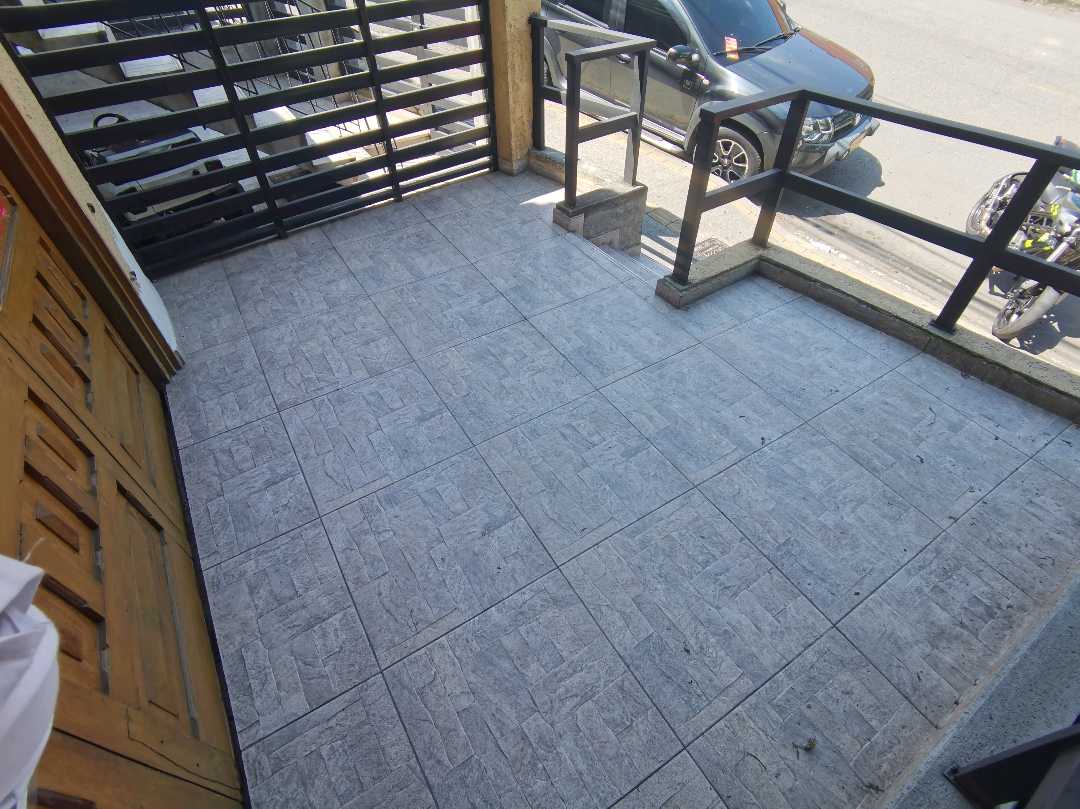 Arriendo local en belencito