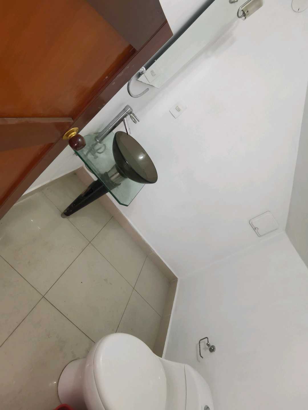 Arriendo local en belencito