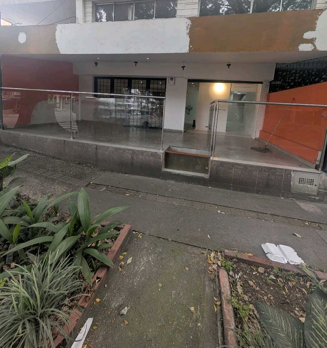 Arriendo local en laureles