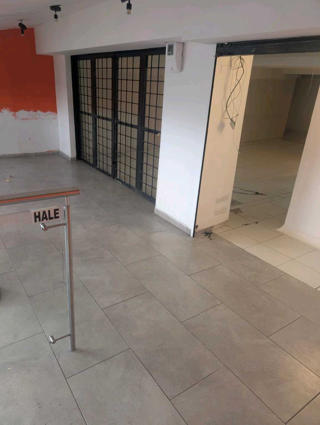 Arriendo local en laureles