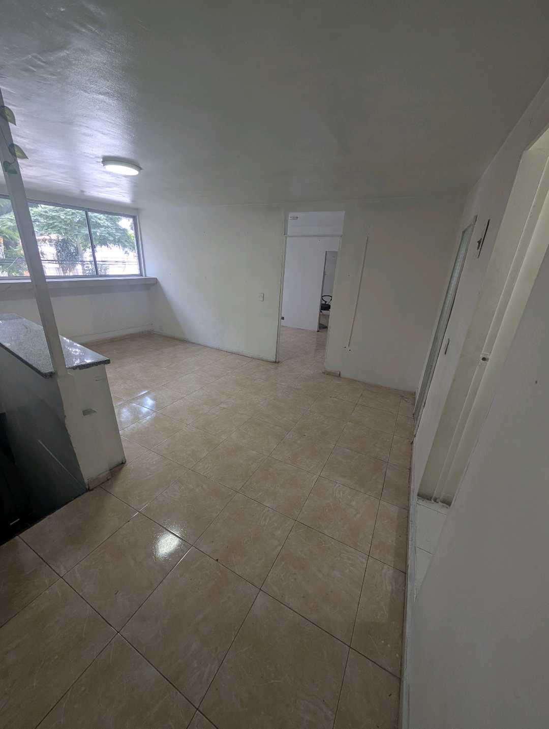 Arriendo local en laureles