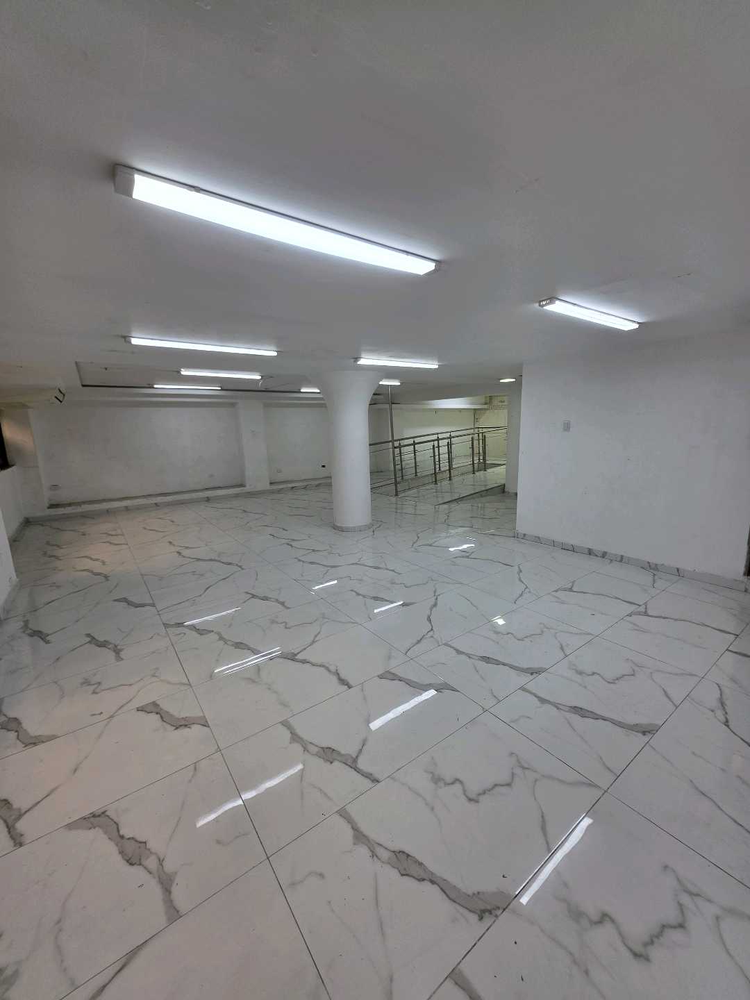 Arriendo local la candelaria