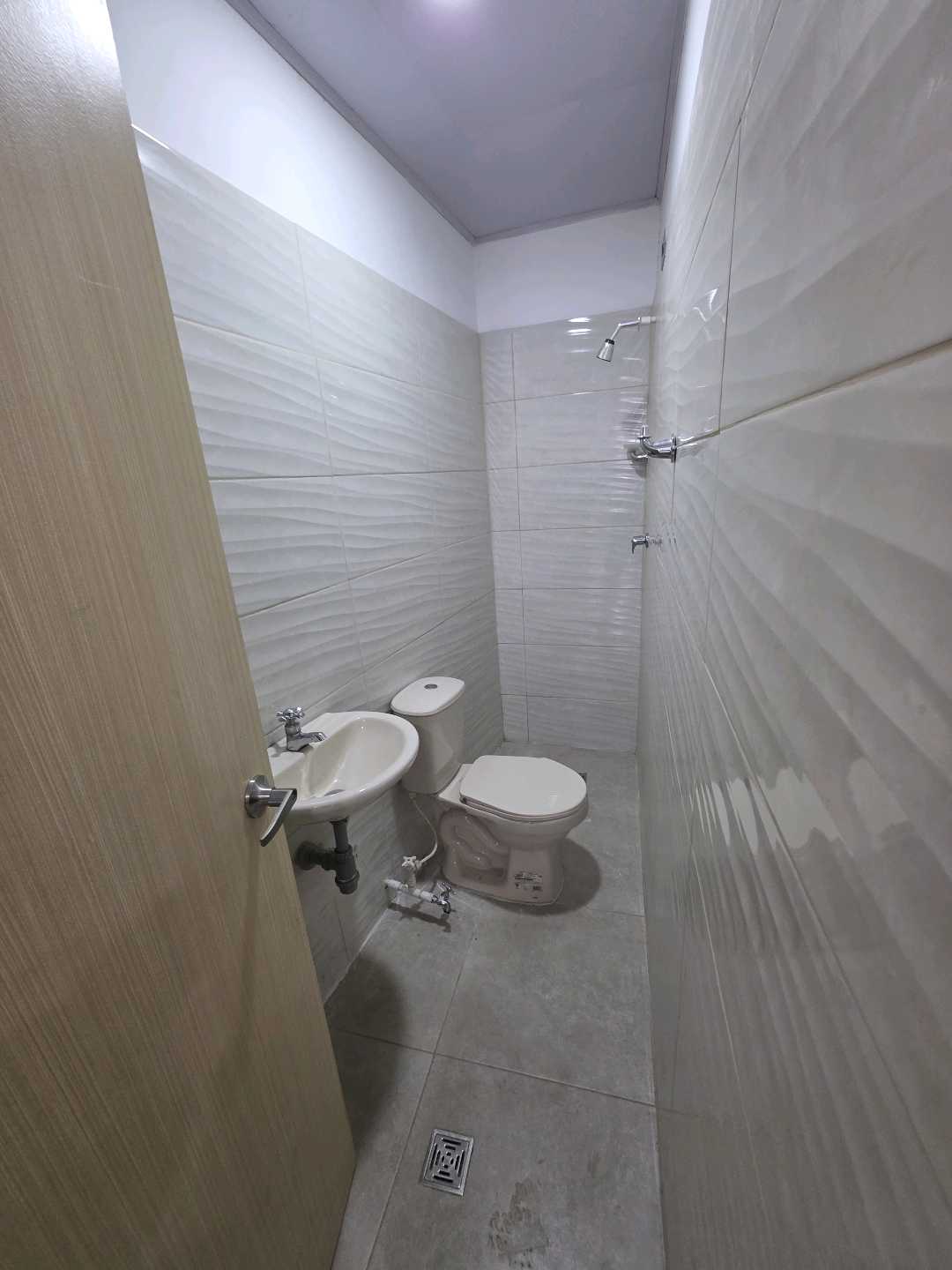 Arriendo local la floresta