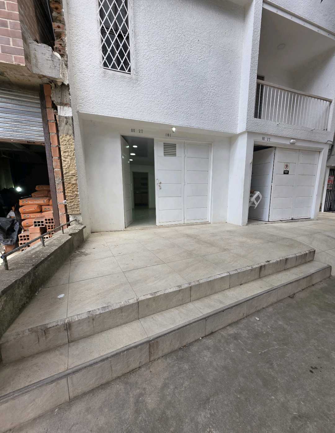Arriendo local la floresta
