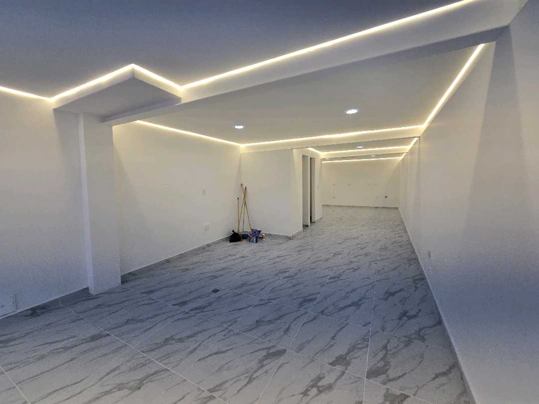 Arriendo local san javier