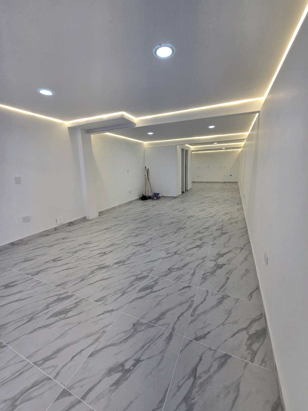 Arriendo local san javier