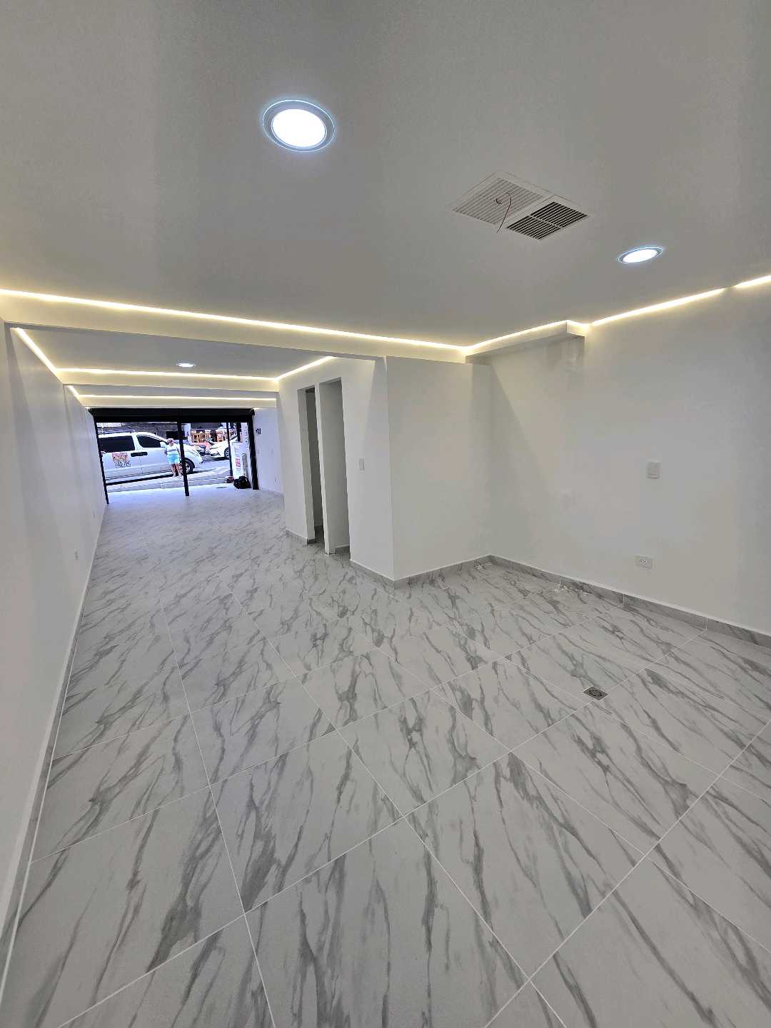 Arriendo local san javier