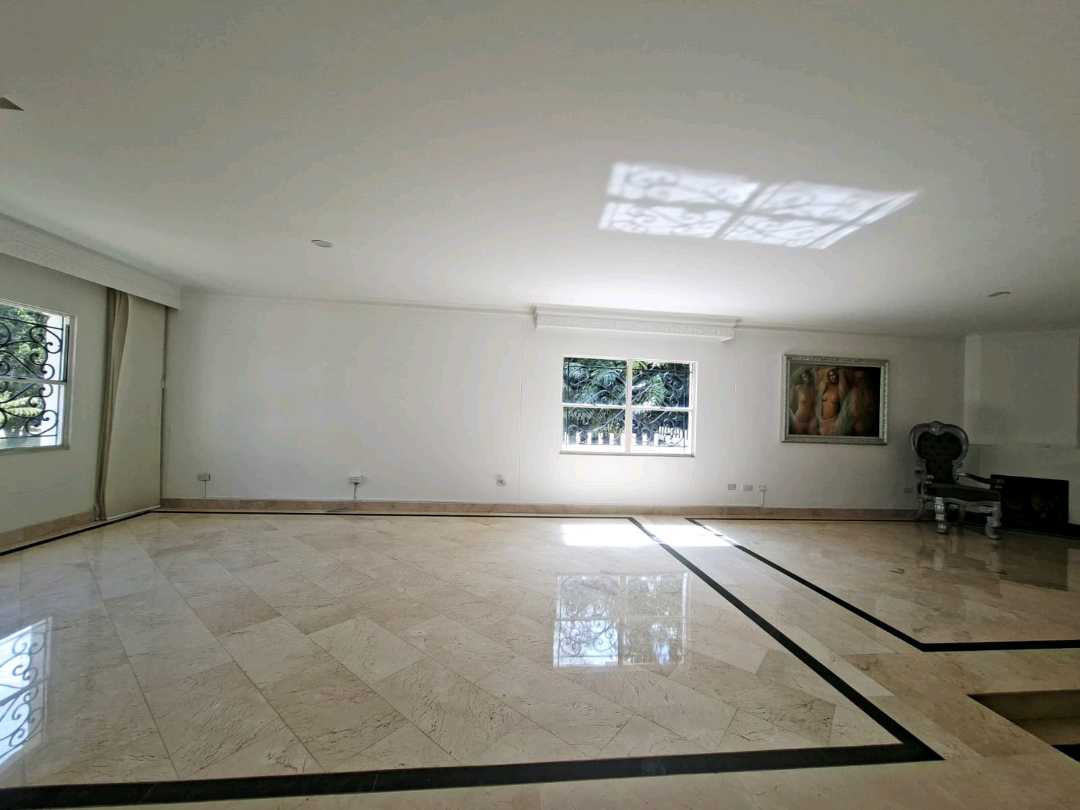 Arriendo mansión Poblado 17 cerca al tesoro