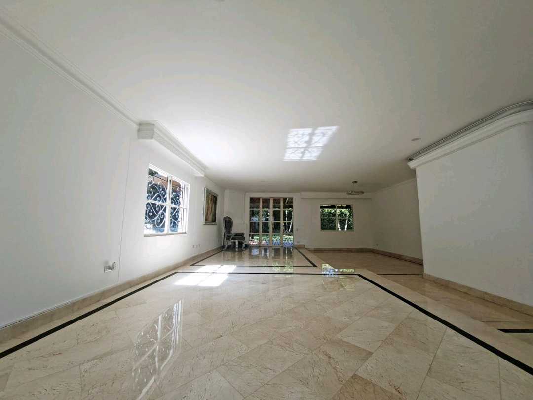 Arriendo mansión Poblado 17 cerca al tesoro