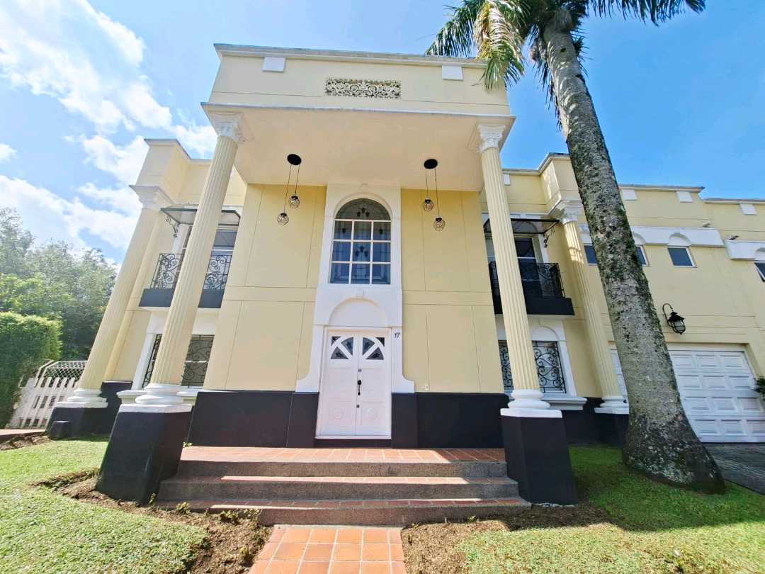 Arriendo mansión Poblado 17 cerca al tesoro