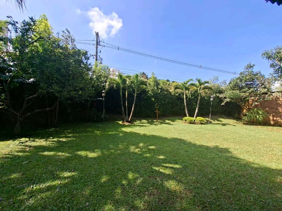 Arriendo mansión Poblado 17 cerca al tesoro