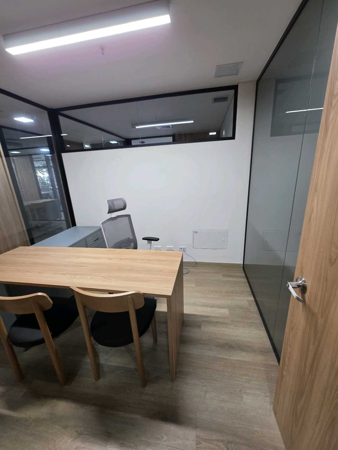 Arriendo oficina estadio