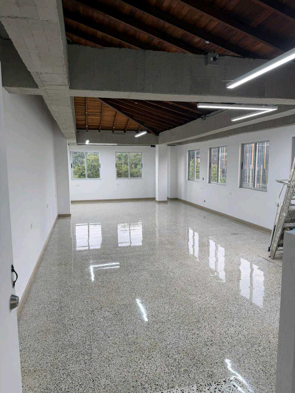 Arriendo Oficina Laureles Medellín