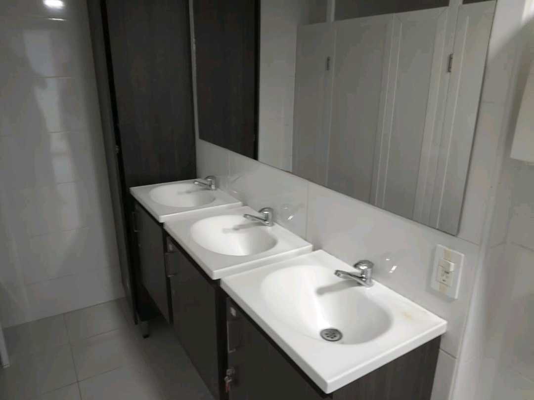 Arriendo oficina Milla de Oro Poblado