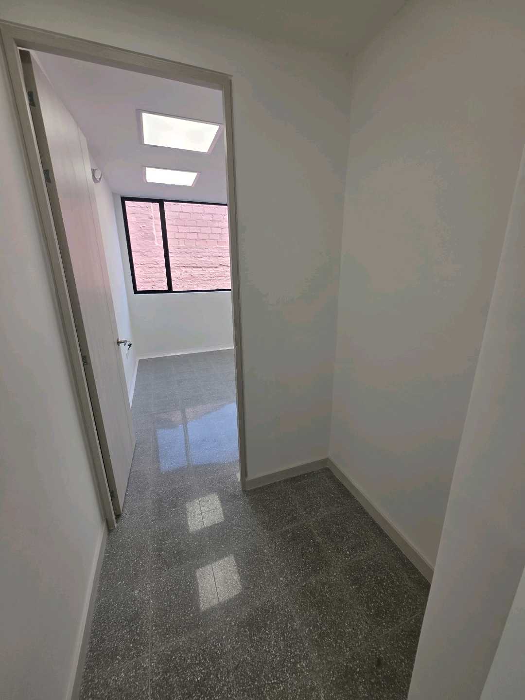 Arriendo oficina sector diamante