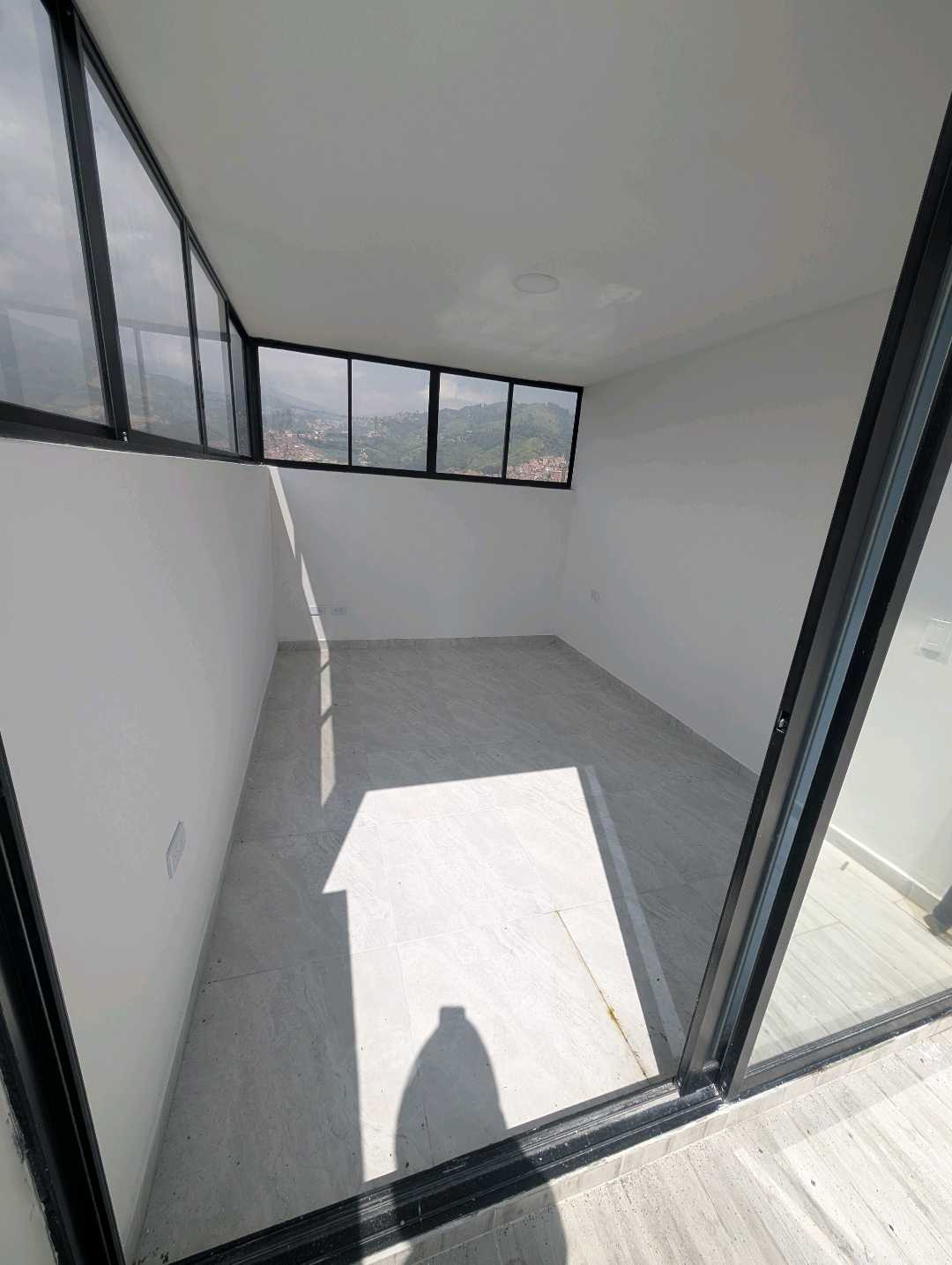 Arriendo penthouse en la america