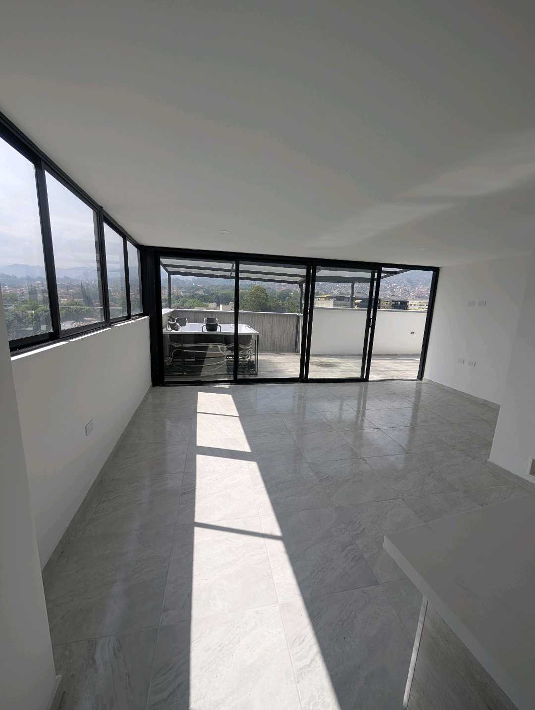 Arriendo penthouse en la america