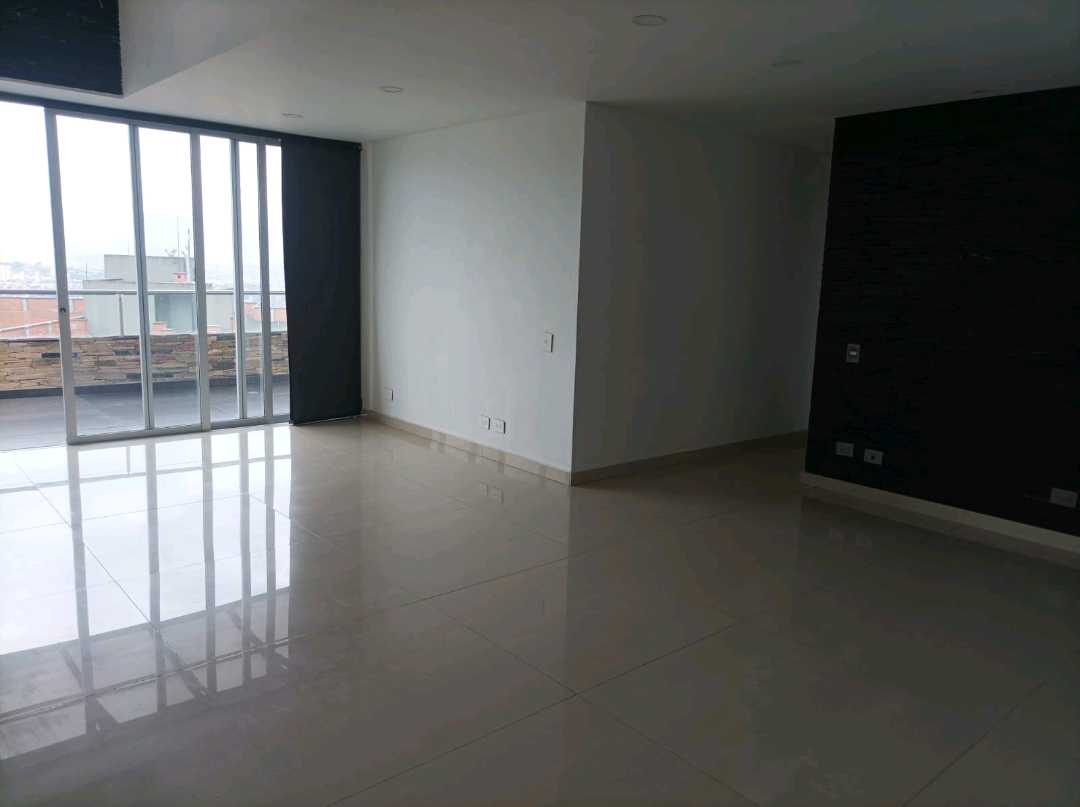 Arriendo penthouse sector envigado