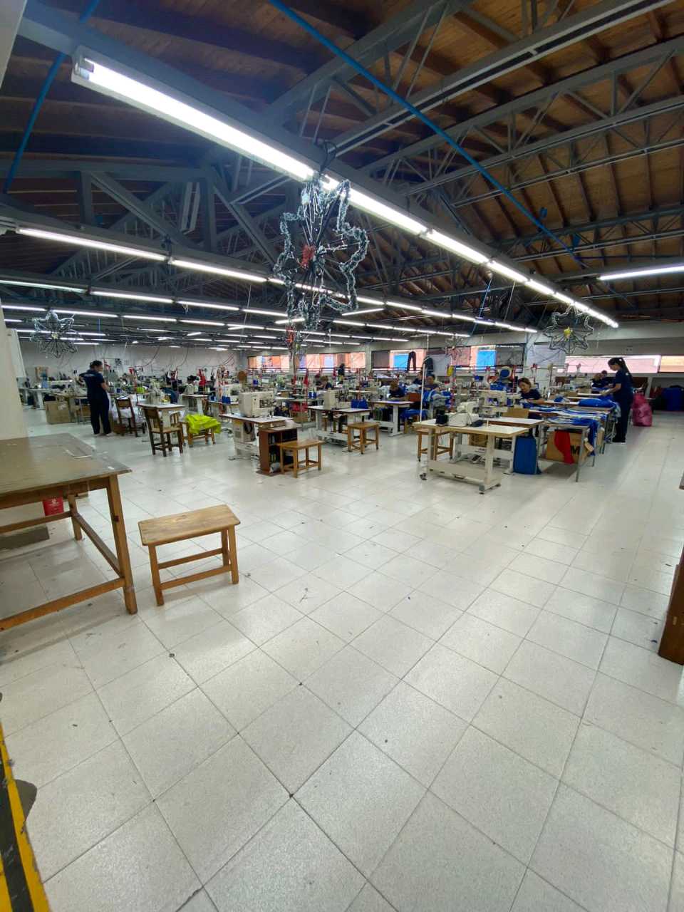 Foto 4 de Bodega En Sabaneta Excelente Ubicación